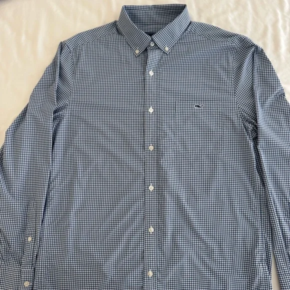 Vineyard Vines Performance Button Down Shirt - Picture 4 of 4